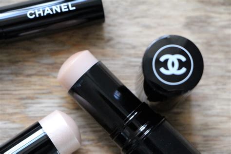 chanel baume essentiel sculpting kopen|chanel glow stick transparent.